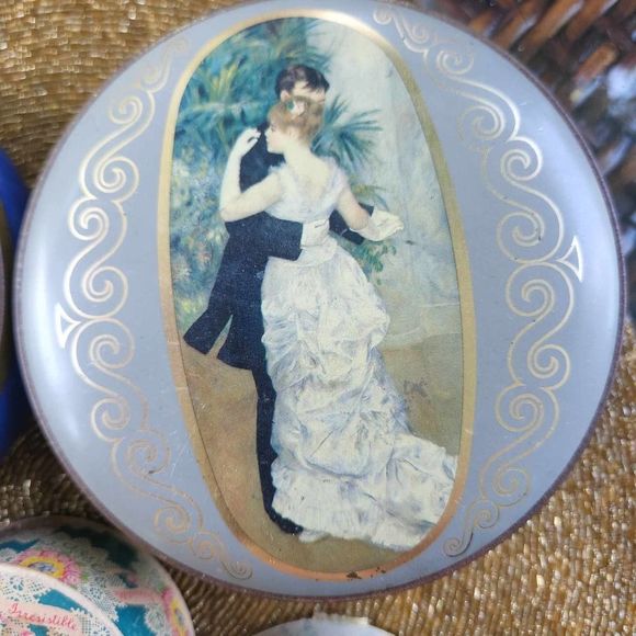 VINTAGE Dusting Face Powder 1940s French L'Affaire, Bal d' Bain, Irresistible... - Picture 4 of 10